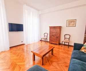 Luminous and Charming Apartment in Genoa Center